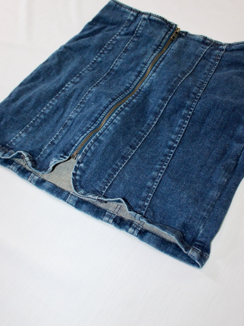 We The Free People Denim Mini Skirt Front Zip Size 0 - see description